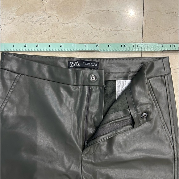 Olive Faux Leather Women Zara High Rise Ankle Zip Skinny Pants Size Medium - Picture 3 of 9